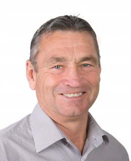 Photo of Peter McDonald MNZM MStJ